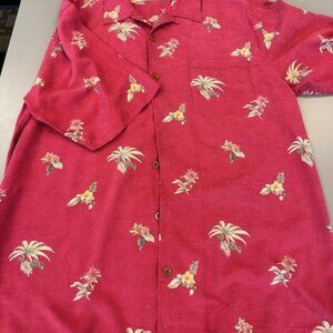 Tommy Bahama 100% Silk Floral Hawaiian Shirt XL Short Sleeve Button Up